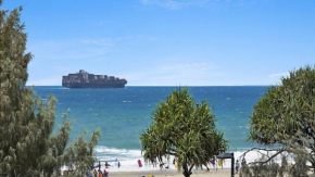 Shorebreak Unit 3, Caloundra